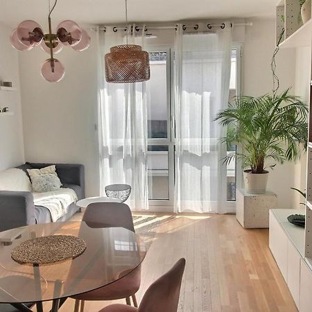 Le Toit Du Montvalerien Suresnes Apartment Exterior foto